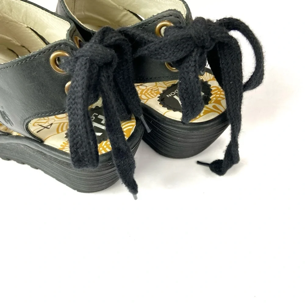 FLY LONDON Yown Wedge Black Leather Lace Up Sandal 40 Comfort Classic